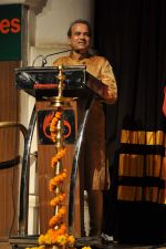 Suresh Wadkar at Dinanath Mangeshkar Awards in Sion, Mumbai on 24th April 2013 (23).JPG
